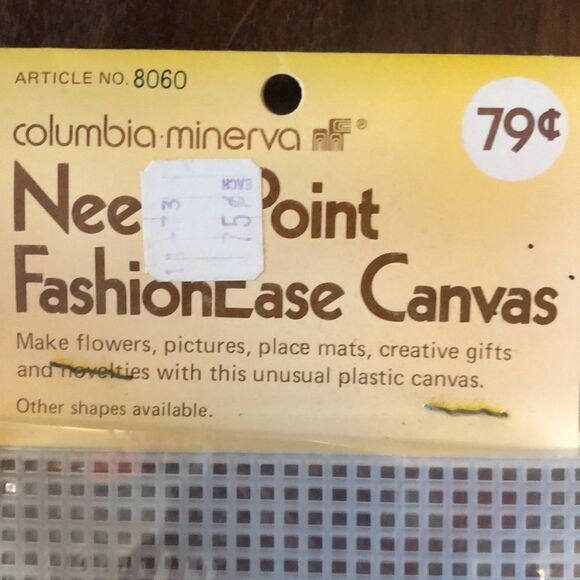 Vintage Lot of 2 Plastic Canvas Needlepoint - Picture 3 of 4